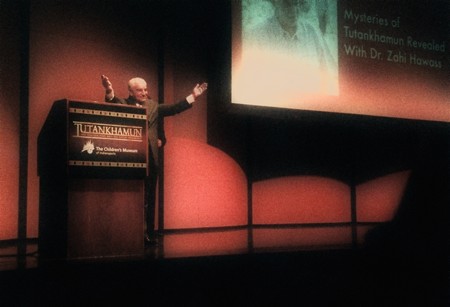 Dr Hawass enthuses the crowd at the lecture. Image Credits - Anne Houston Payne